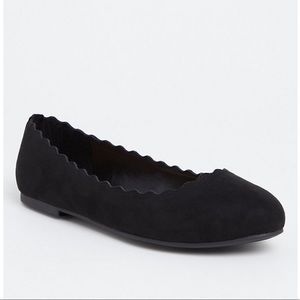 Torrid Black Faux Suede Scalloped Flat used